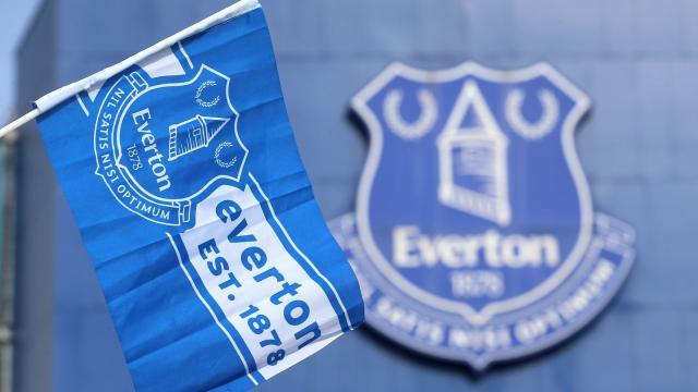 1700309544974034716.jpg skynews-everton-crest_6363658.jpg